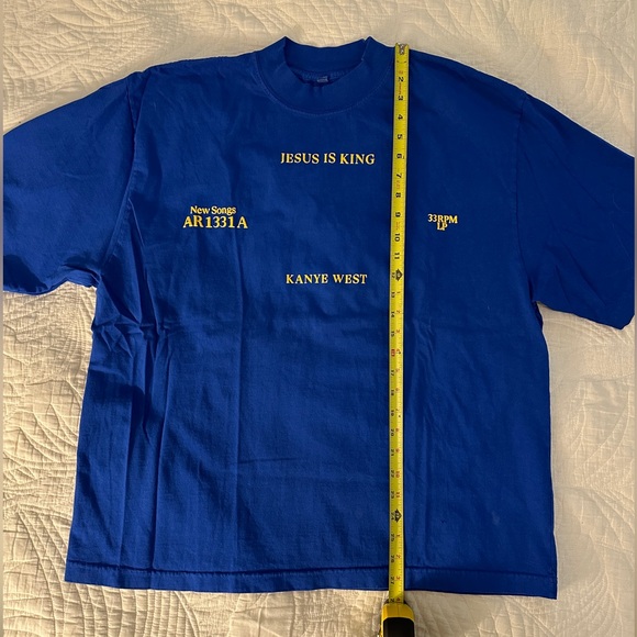 Yeezy / Los Angeles Apparel: Kanye West Jesus is King Vinyl - Picture 5 of 14